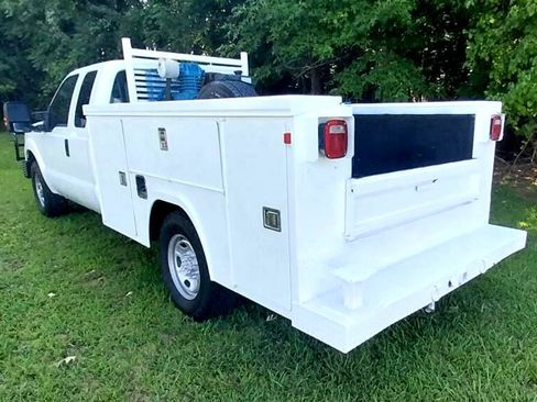 Used 2015 Ford F350 XL w/ Power Equipment Group image 10