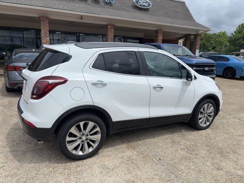 Used 2017 Buick Encore Preferred FWD image 5