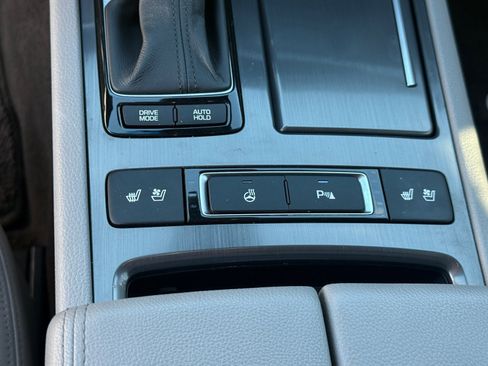 Used 2017 Genesis G80 3.8 w/ Option Group 02 image 24