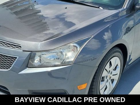 Used 2013 Chevrolet Cruze LS FWD image 8