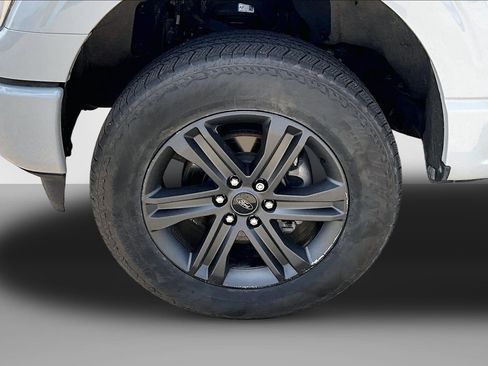 Used 2023 Ford F150 Lariat w/ Equipment Group 502A High AWD/4WD image 9