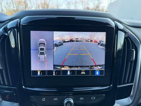 Used 2023 Chevrolet Traverse RS AWD/4WD image 30