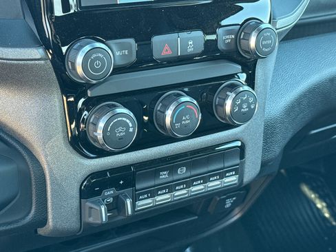 New 2026 RAM 2500 Tradesman w/ Chrome Appearance Group image 19