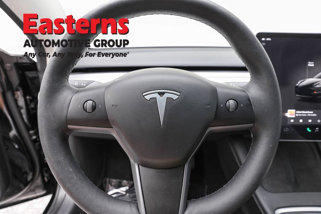 Used 2022 Tesla Model 3 Long Range AWD/4WD image 10