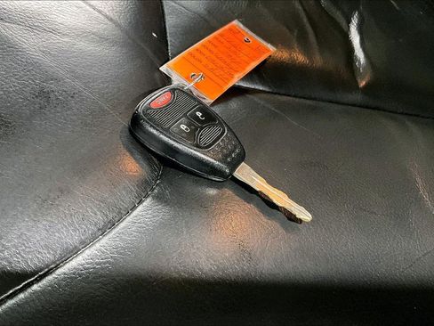Used 2015 Jeep Wrangler Unlimited Rubicon AWD/4WD image 12