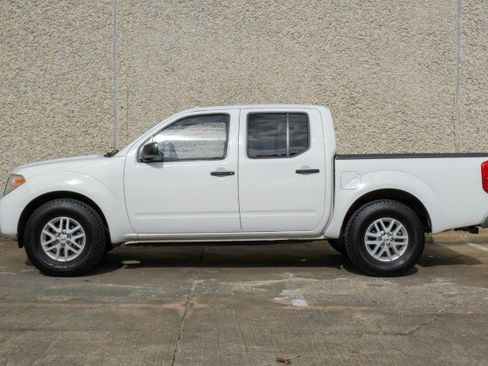 Used 2018 Nissan Frontier SV w/ Value Truck Package image 13