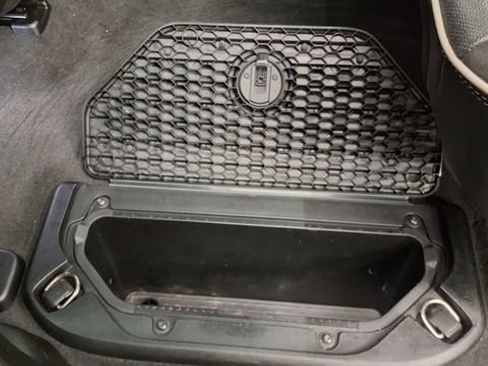 Used 2020 RAM 1500 Laramie w/ Sport Appearance Package image 17