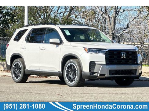 New 2026 Honda Pilot Touring image 1