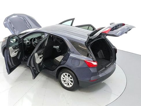 Used 2019 Chevrolet Equinox LS w/ LS Convenience Package FWD image 43