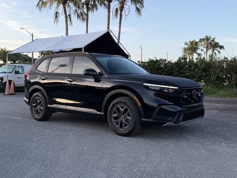 Used 2026 Honda CR-V TrailSport image 2