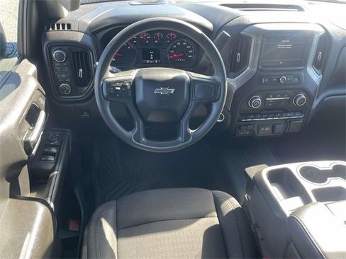 Used 2024 Chevrolet Silverado 1500 Custom Trail Boss w/ Turbomax Blackout Package image 12