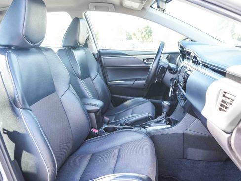 Used 2015 Toyota Corolla S image 17