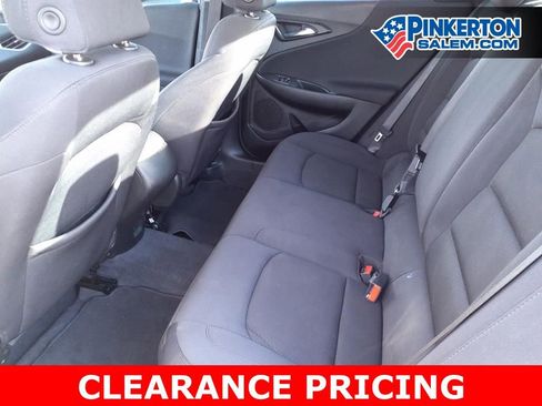 Used 2022 Chevrolet Malibu LS FWD image 13