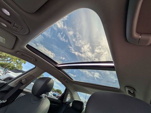 Used 2018 Genesis G80 3.8 w/ Option Group 02 RWD image 11