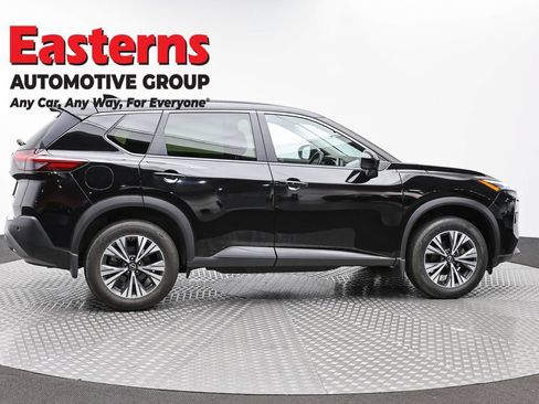 Used 2023 Nissan Rogue SV AWD/4WD image 4