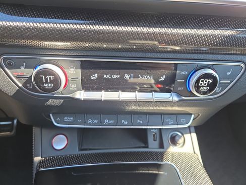 Used 2023 Audi SQ5 Prestige w/ Prestige Package image 14