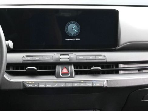 Used 2025 Kia K4 FWD image 11