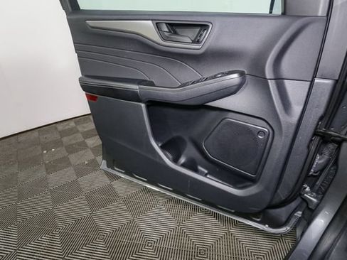 Used 2023 Ford Escape Active w/ Tech Pack #1 AWD/4WD image 38