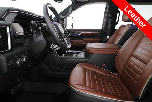 Used 2024 GMC Sierra 2500 Denali Ultimate w/ Snow Plow Prep/Camper Package AWD/4WD image 17
