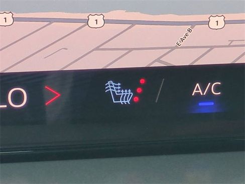 New 2026 Chevrolet Traverse LT w/ Driver Confidence Package image 23