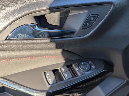 New 2026 Chevrolet Trax RS w/ Driver Confidence Package image 15