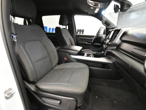 Used 2021 RAM 1500 Big Horn image 17