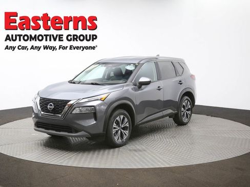 Used 2023 Nissan Rogue SV image 55