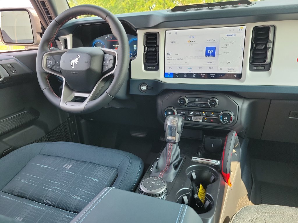 New 2026 Ford Bronco Heritage Edition AWD/4WD image 15