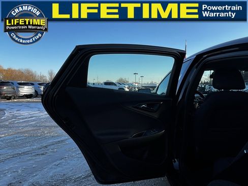 Used 2022 Chevrolet Malibu LT image 23