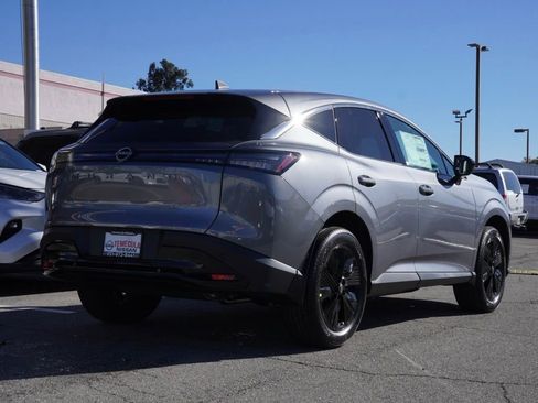 New 2026 Nissan Murano SV image 4