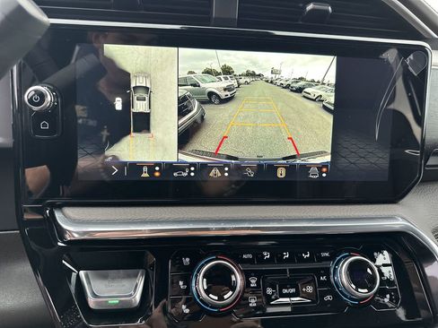 New 2026 GMC Sierra 2500 Denali w/ Denali Reserve Package image 28