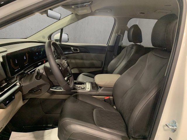 New 2027 Kia Carnival FWD image 20