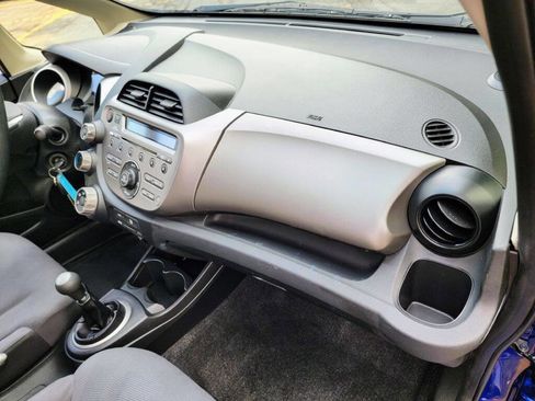 Used 2013 Honda Fit image 29