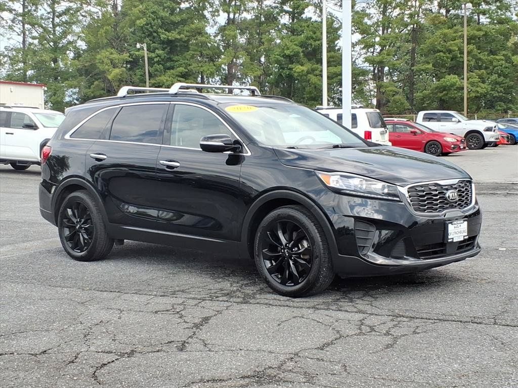Used 2020 Kia Sorento S FWD image 2
