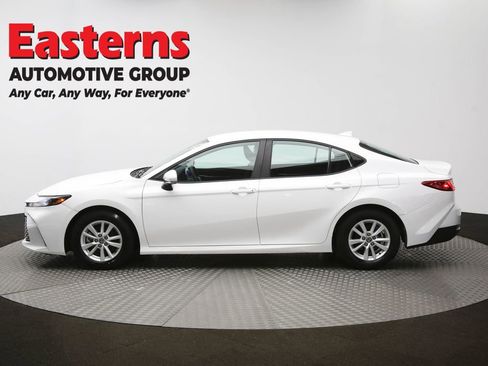 Used 2025 Toyota Camry LE FWD image 60