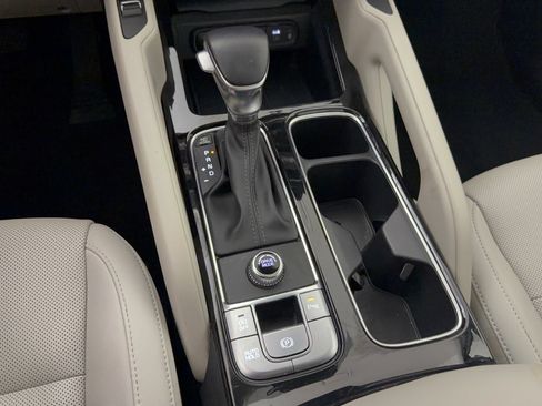 Used 2025 Kia Telluride S FWD image 21
