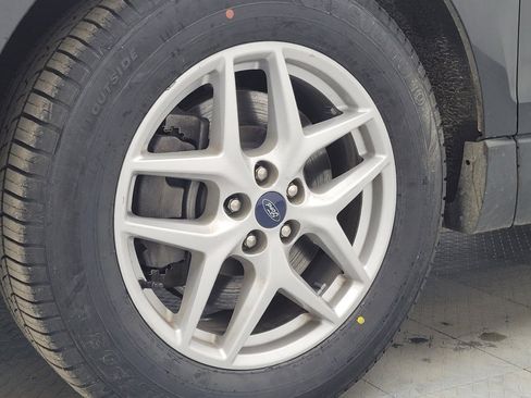 Used 2021 Ford Edge SEL w/ Convenience Package image 31