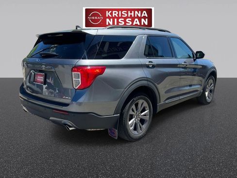 Used 2023 Ford Explorer XLT w/ Equipment Group 202A AWD/4WD image 6