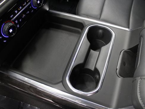 Used 2025 Chevrolet Silverado 2500 LTZ w/ Z71 Chrome Sport Edition image 35