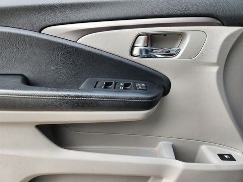 Certified 2017 Honda Ridgeline RTL image 22