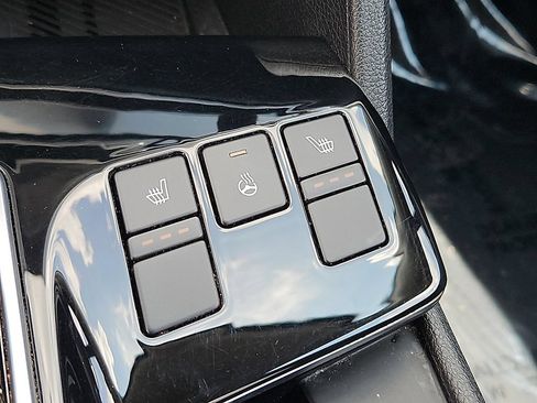 Certified 2023 Kia Sportage EX AWD/4WD image 17