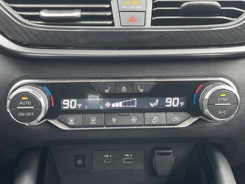 Certified 2024 Nissan Altima 2.0 SR image 5