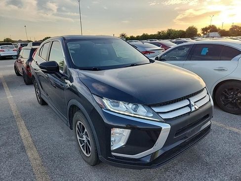 Used 2020 Mitsubishi Eclipse Cross ES image 1