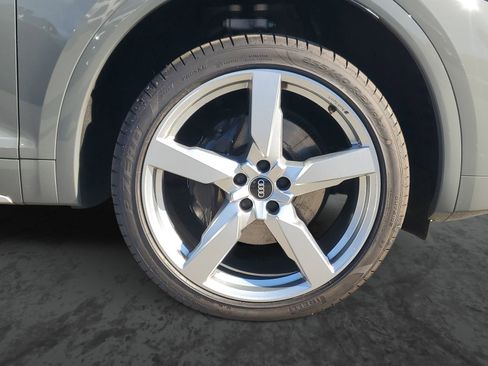 Used 2022 Audi SQ5 Premium Plus w/ Premium Plus Package image 5