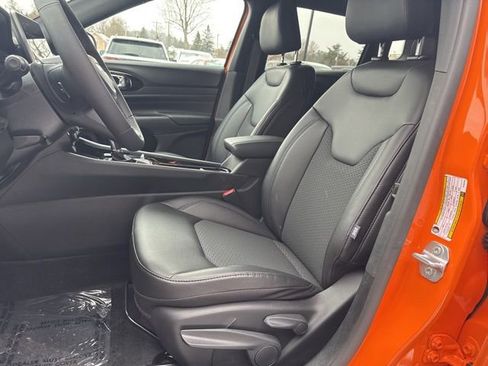 New 2026 Jeep Compass Latitude image 9