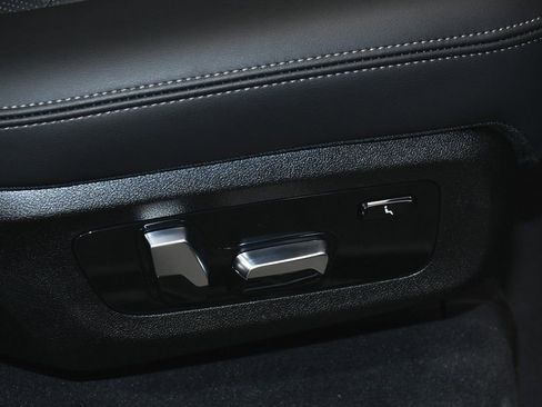 Used 2026 BMW X7 xDrive40i image 67