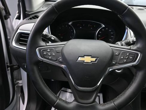 Used 2023 Chevrolet Equinox LT image 41