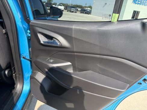 New 2026 Chevrolet Trax RS w/ Driver Confidence Package FWD image 11