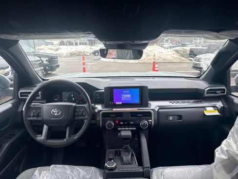 New 2026 Toyota Tacoma SR5 AWD/4WD image 10