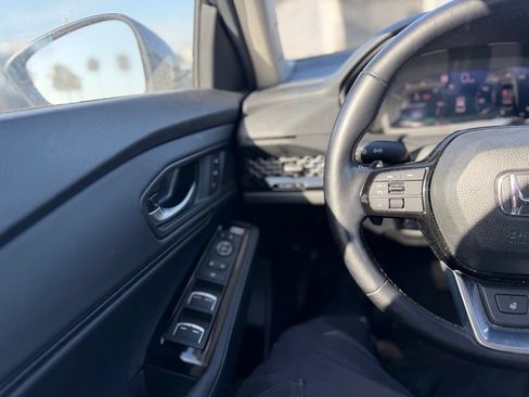 Used 2025 Honda Accord Touring image 7